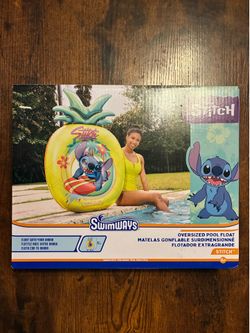 Oversized pool float