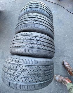 255/45/19 continental Vendo un set de llantas  con 80% Vida en excelente condiciones de Vida las 4 🫡🤑
 Selling a set of 4 tires with 80% tread life 