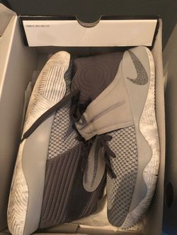 Kyrie 2
