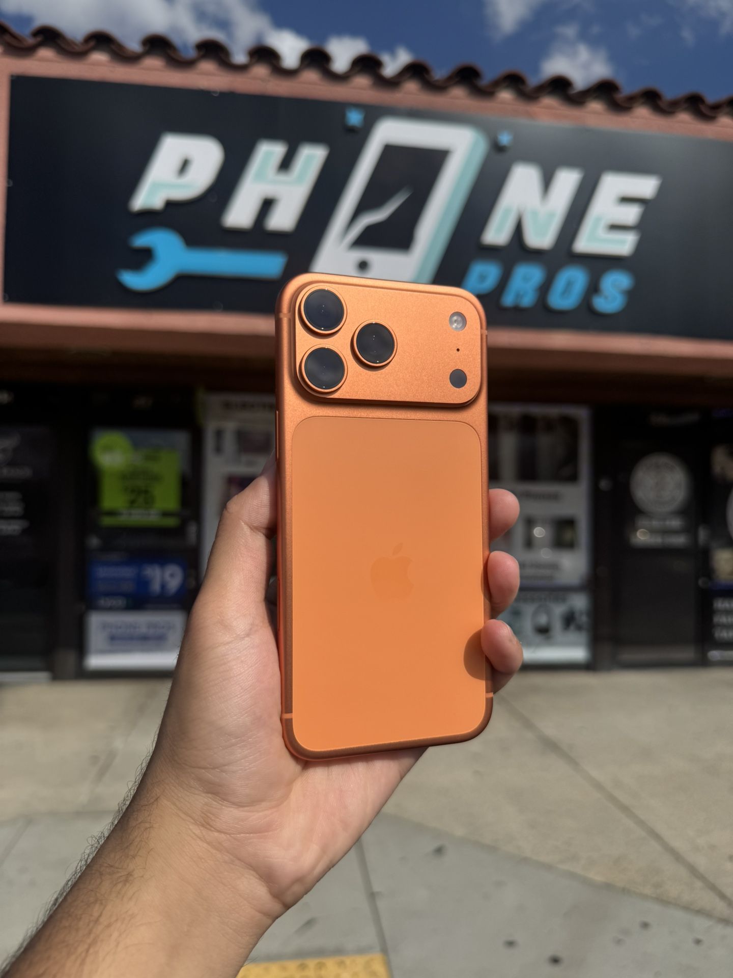 iPhone 17 Pro Unlocked Available 