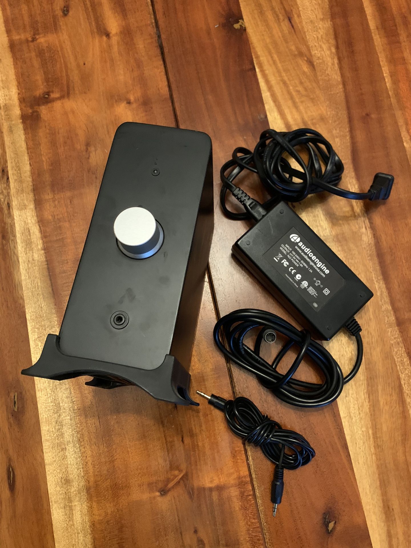 Audioengine N22 desktop amplifier