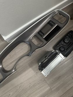 Dodge Charger Radio