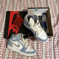 Jordan One Hyper Royals Size 5Y