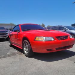 2000 Ford Mustang