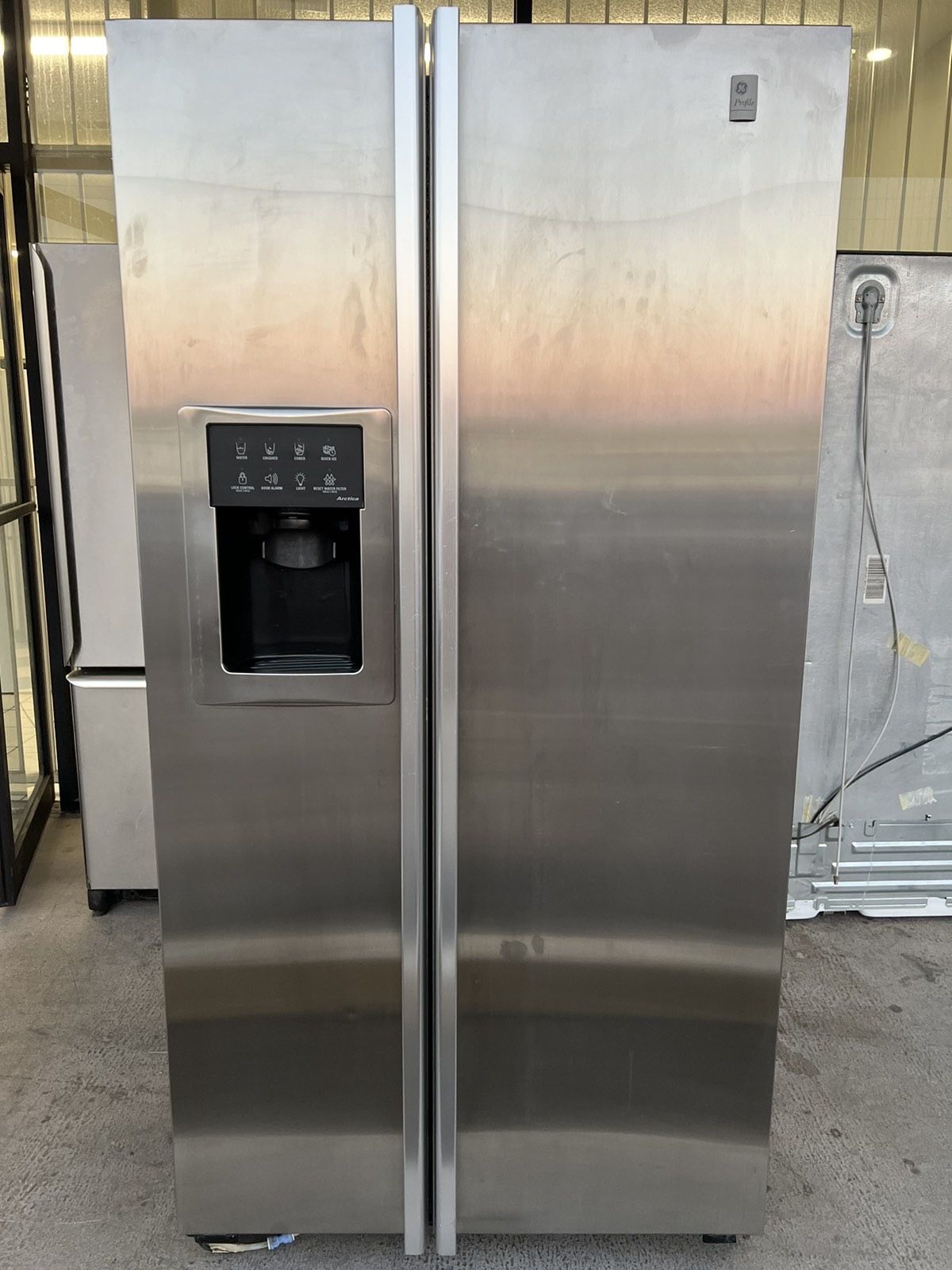 Ge Profile Stainless Steel Refrigerator (Delivery Available)