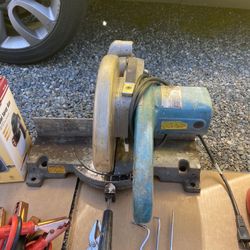 Makita Saw