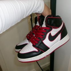 Air Jordan 1 Retro High OG BG ‘Bloodline’ 