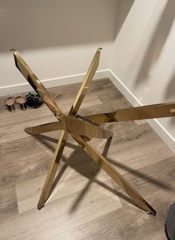 Modern Glass Dining Table