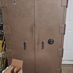 Rifle Storage Safe