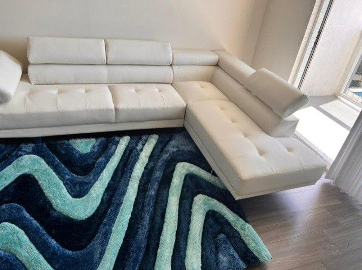 SECTIONAL COUCH 🆕️