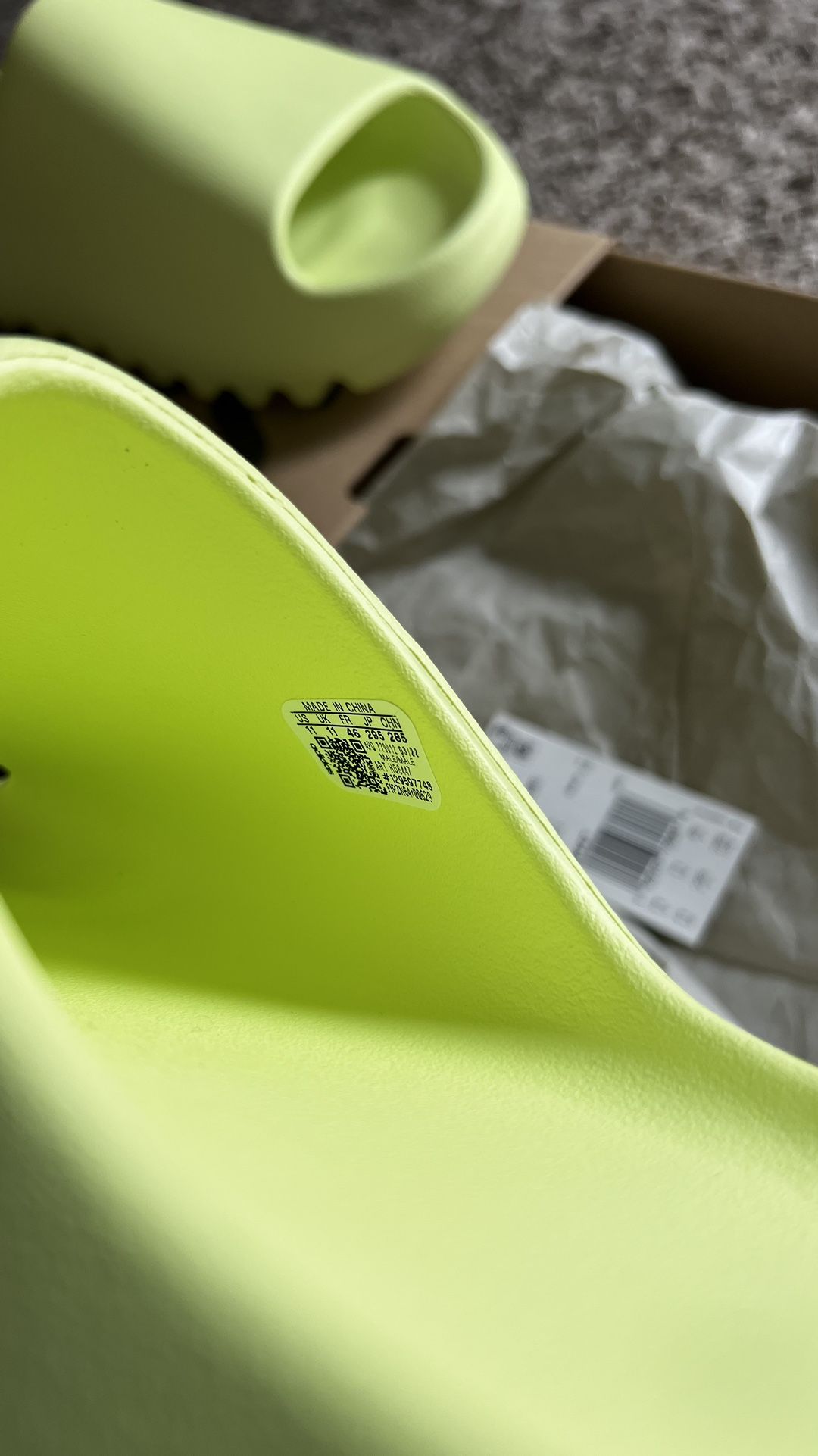 adidas gazelle silver green womens Adidas Yeezy Slide Glow Green (2022) (Restock) main image 1