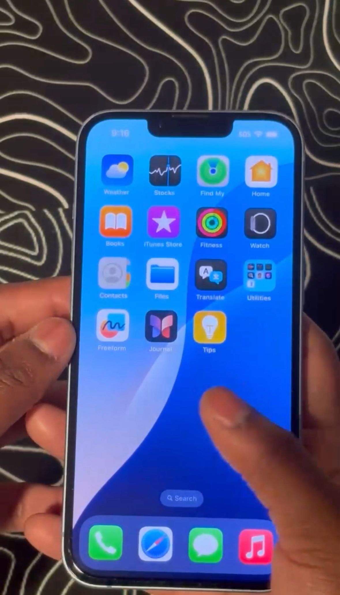 iPhone 14