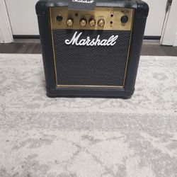 Marshall MG Gold MG10G 2-Channel 10-Watt 1x6.5" Solid State Guitar Combo Amp