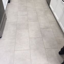 TILE  PORCELAIN 