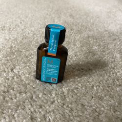 M THE Original MOROCCAN OIL Treatment For All Hair 0.5FL.OZ/ 15ml bottle. PICKUP If Can Come To Valencia, CA 91381 Area/ SHIPPING ONLY. NO DELIVERY. 