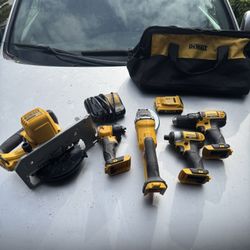 Dewalt Power Tool Set