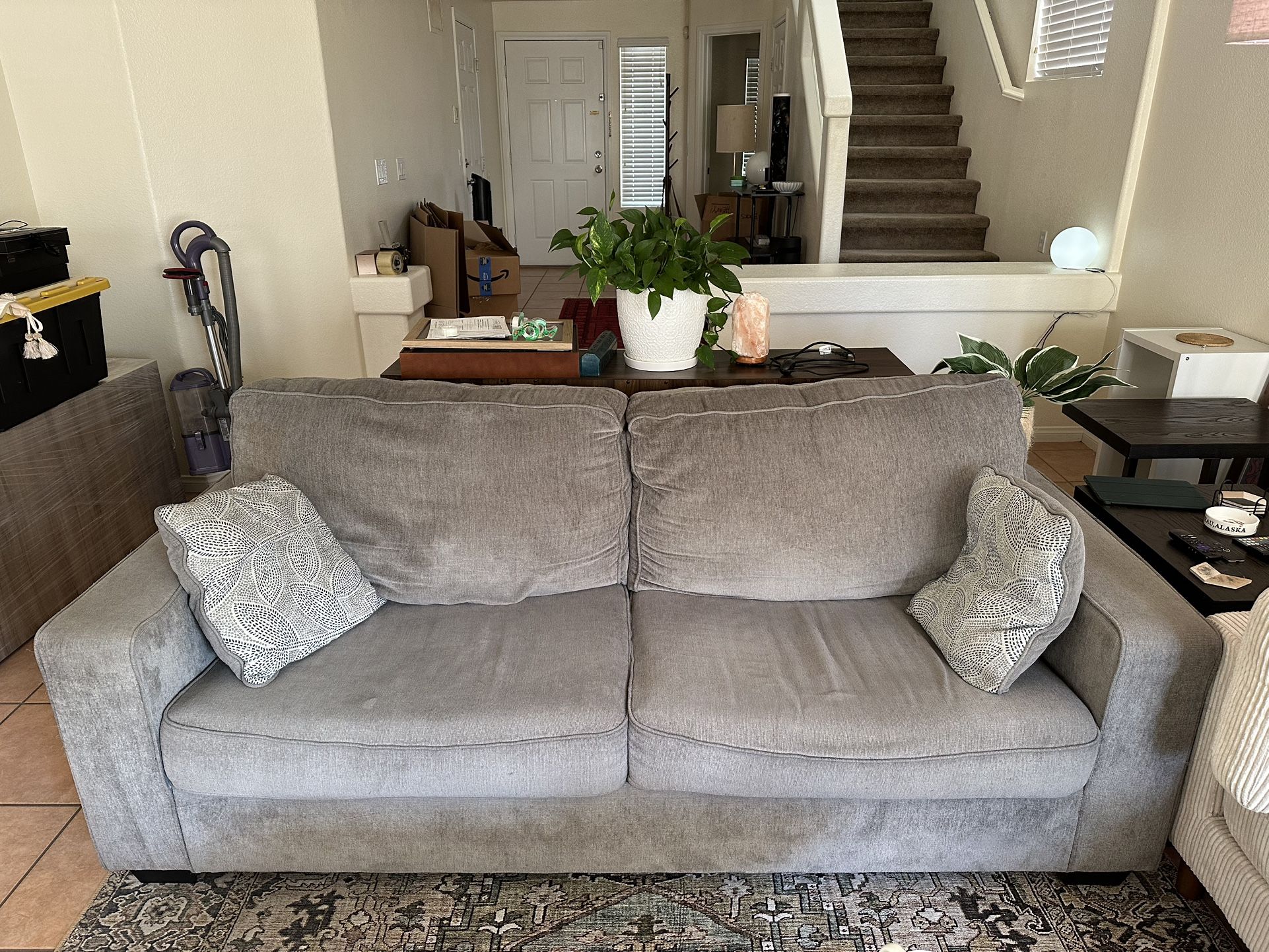 Couch Grey