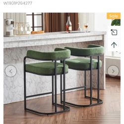 4 Bar Stools 