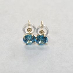 10kt Gold Light Blue "December" Birthstone Earrings