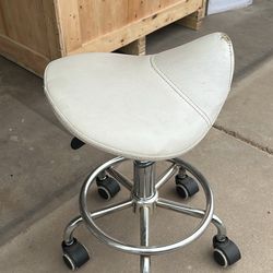 Ergonomic Stool