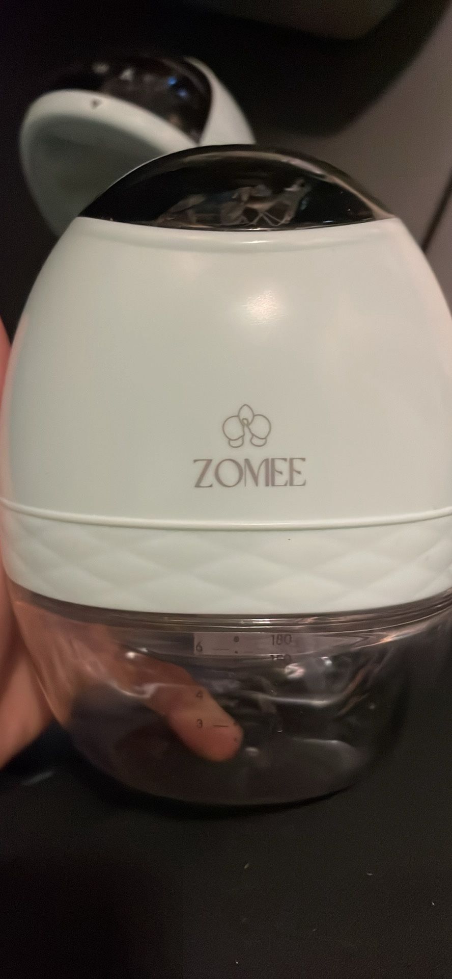 Zomee Wearable breast pumps Set of 2