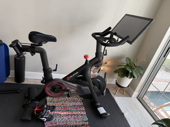 Peloton Bike