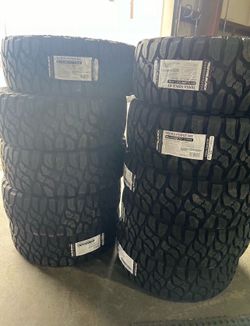35x12.50R17 Mud Tires