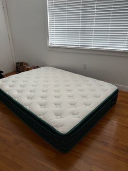 Mambre 14” Queen Hybrid Mattress — Barely Used