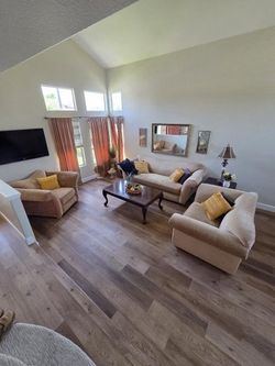 Sofa set