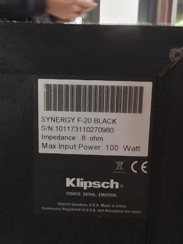 Klipsch Tower Soeskers