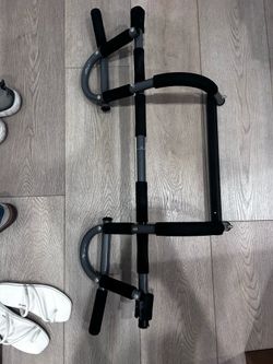 Doorway Pullup Bar