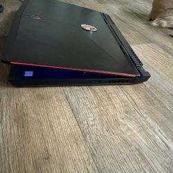 Alienware 17 R5 (2019)