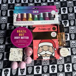 Miscellaneous Bath and Body Butter Lotion Mist Polish Bath Bomb Scrub Bundle