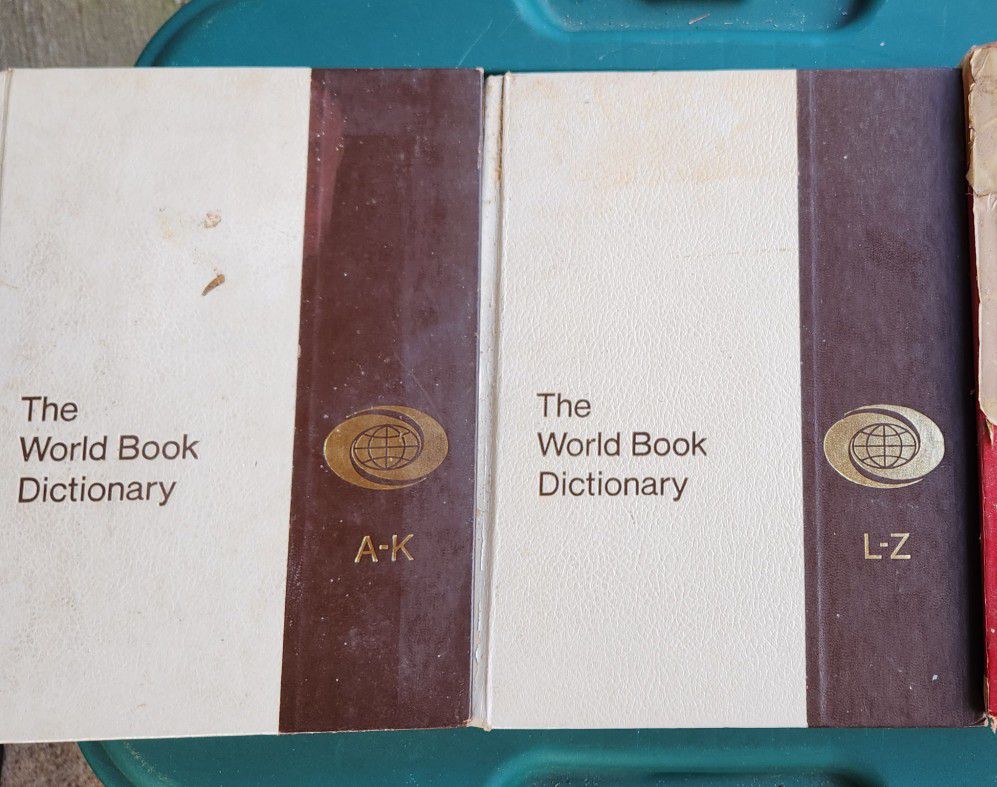 World Book Dictionary A-Z