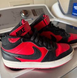 Nike Air Jordan 1 mid shoes size 3