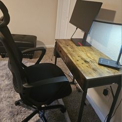 Chair,desk,lamp