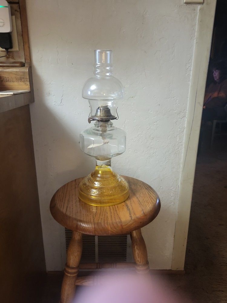  Kerosene lamp