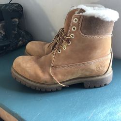 Timberland  Warm Work Boots  Never Worn But A Few Imperfection’s  On Leather  Mens Size 9  1/2 Wide  Asking $60  OBO