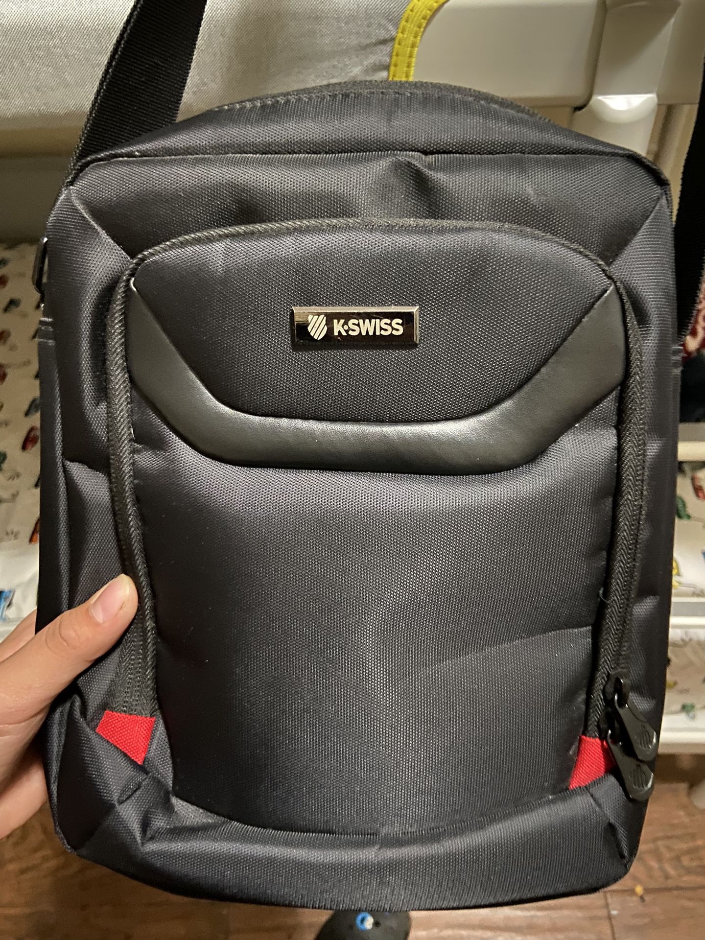 K•SWISS Men’s Hand Bag 