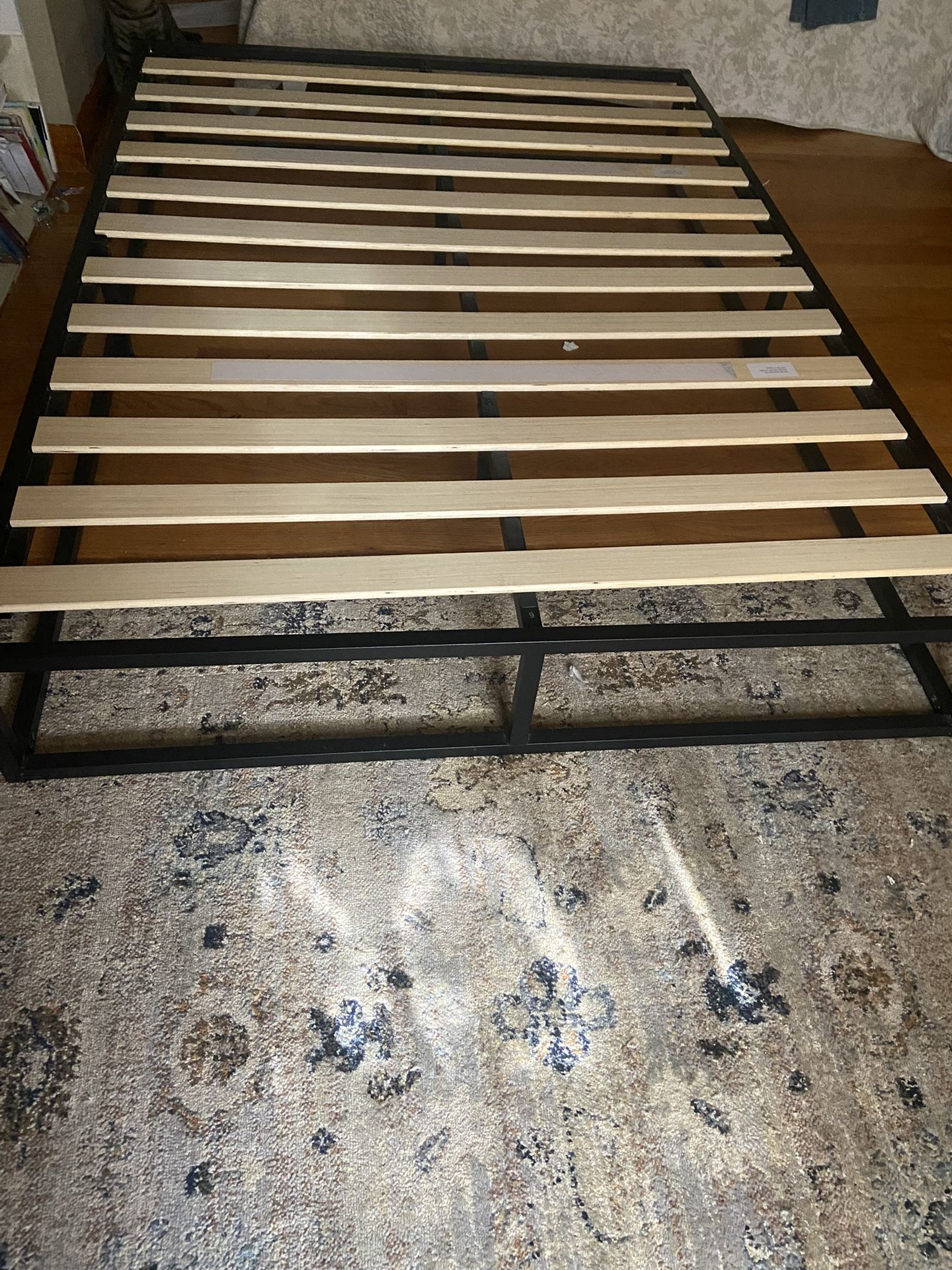 Full Size Platform Bed-no Box spring Needed