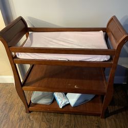 Changing Station W/pad