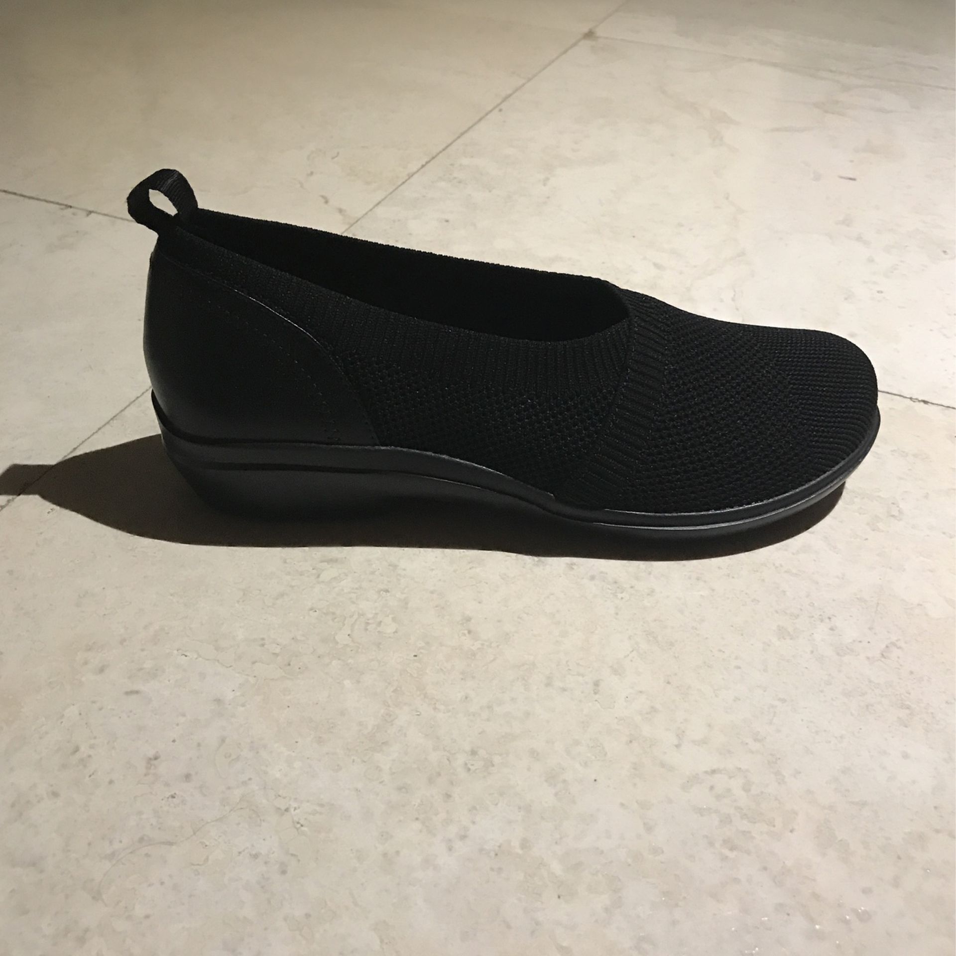 Clarks Collection Sashlyn Style Women’s Slip On