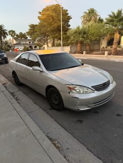2004 Toyota Camry LE/X
