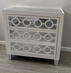 White 3-Drawer Mirrored Accent Chest