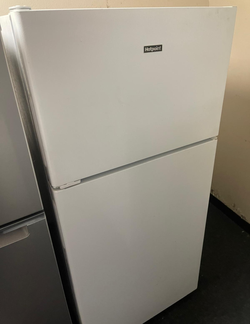 Hotpoint Top Freezer Fridge – White, clean and ready