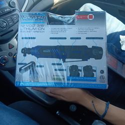 12 Volt 3/8 Lithium Ion Ratchet Wrench