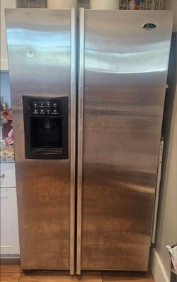 GE Side by Side Refrigerator