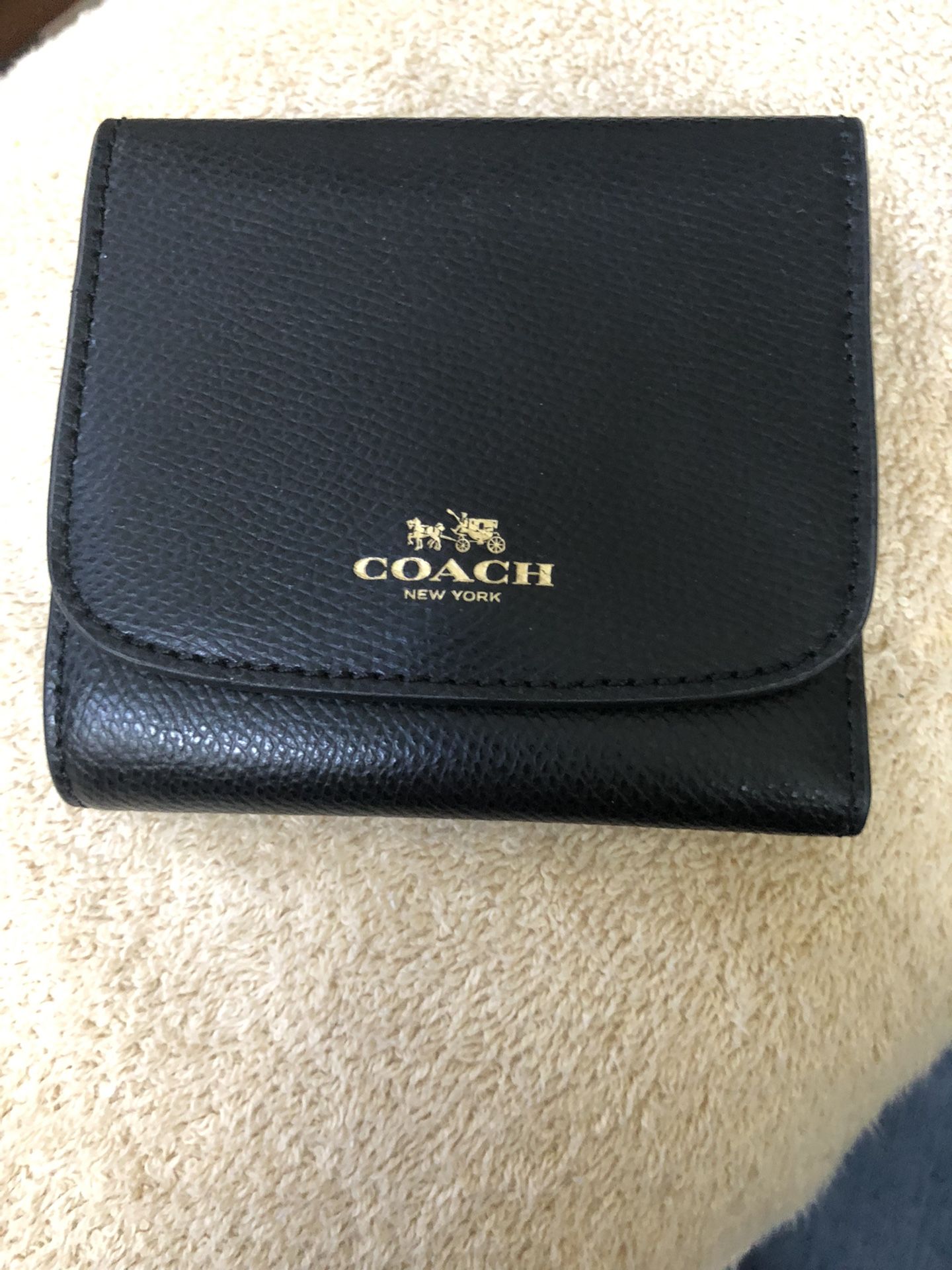 New Coach Trifold Change Wallet