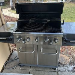 Broil King Gas Bbq Grill