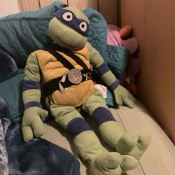 Leonardo Plush